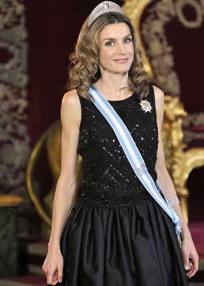 西班牙王妃个人资料,优雅与责任并重的王室典范